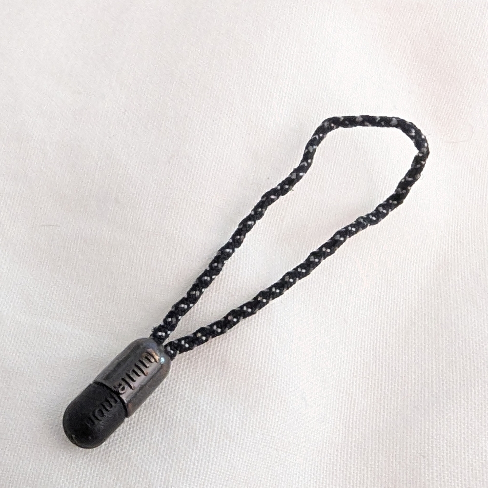 Lululemon Replacement Pill Shaped Zipper Pull